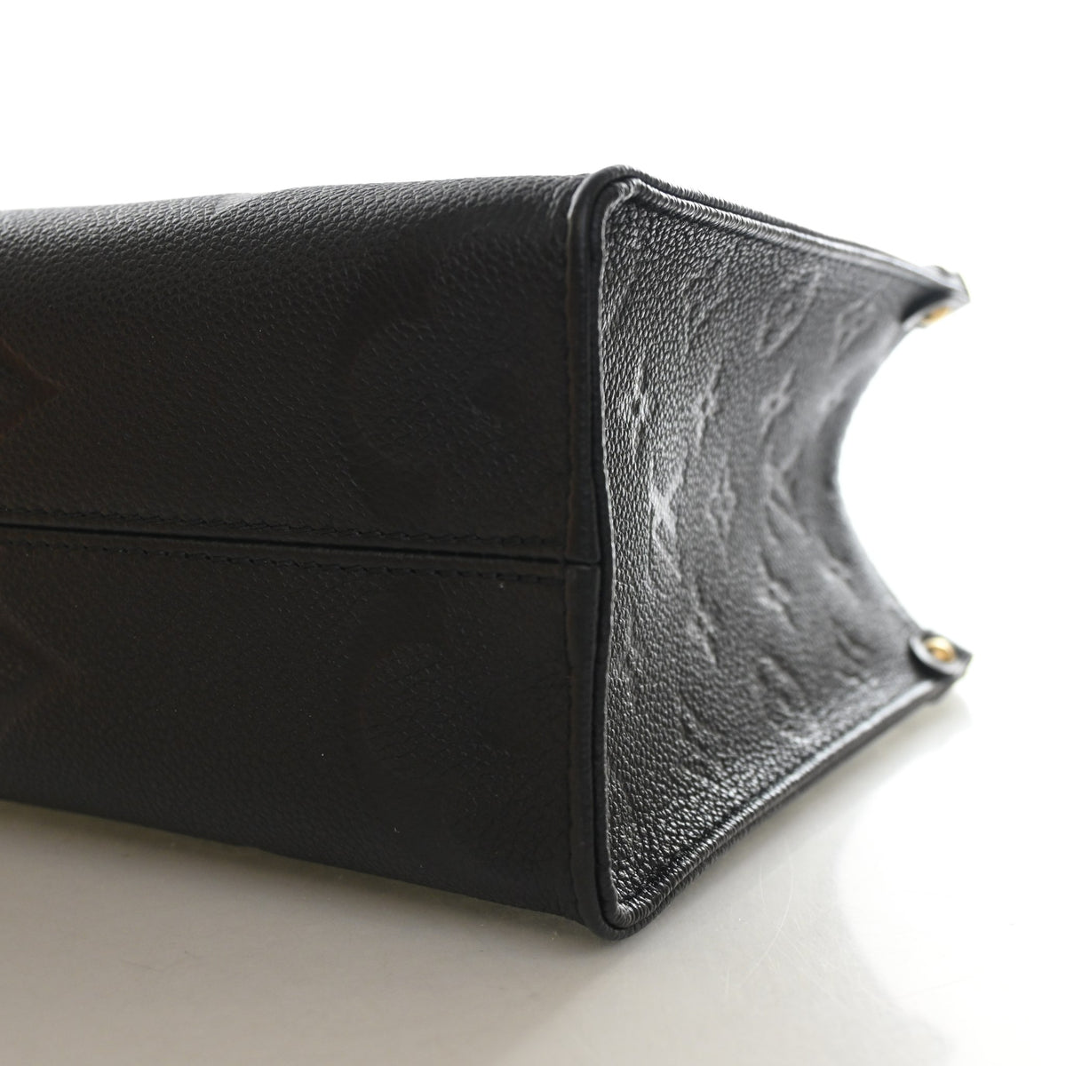 Louis Vuitton Monogram Empreinte Giant OnTheGo PM, photo 7 of 13