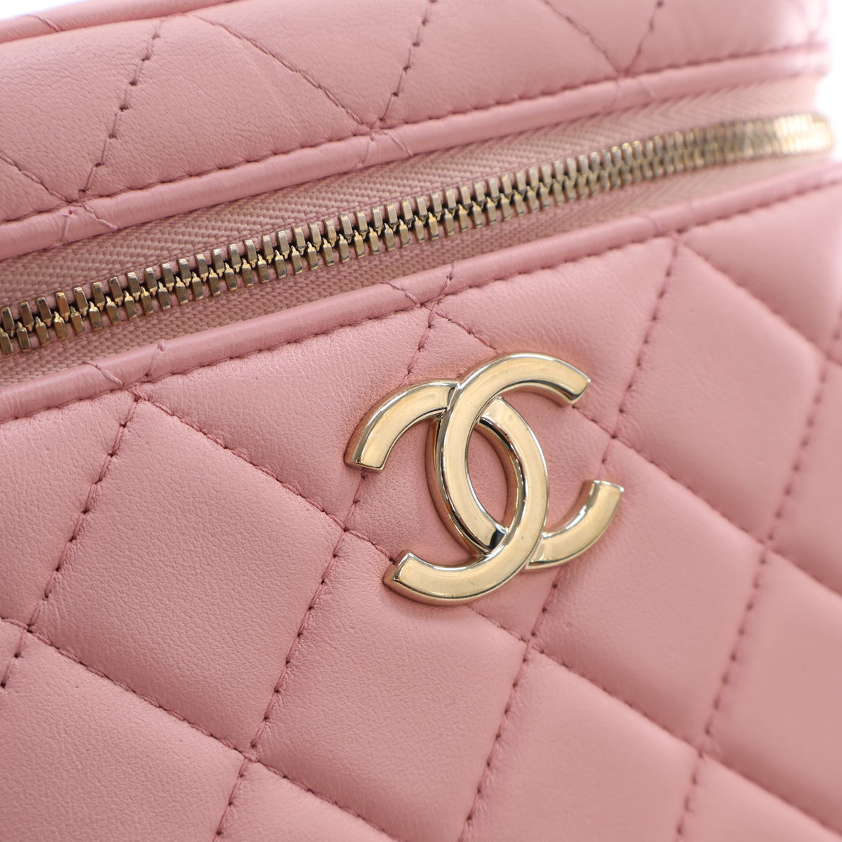 Chanel Lambskin Vanity Top Handle With Chain, photo 4 of 20