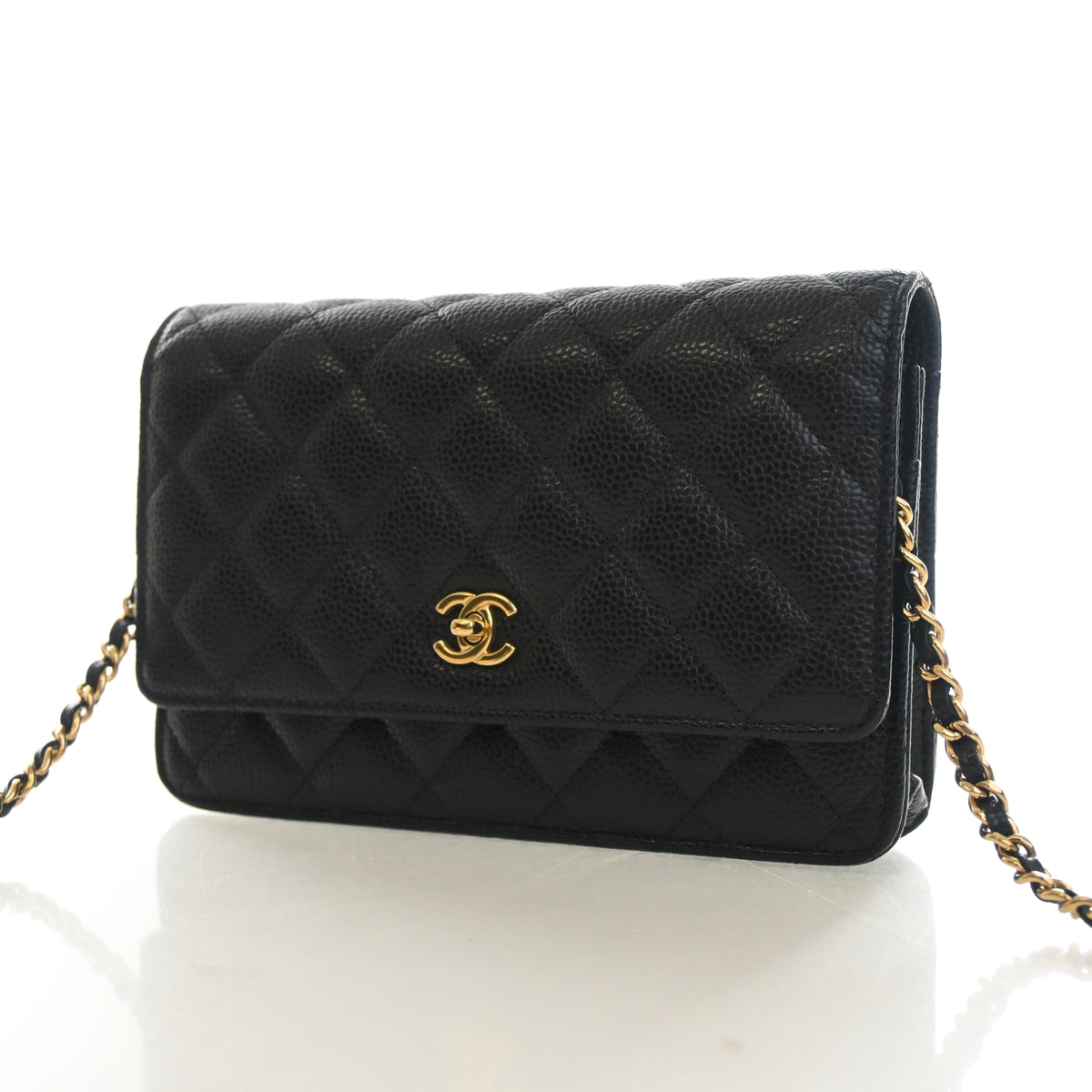 Pre-Owned Chanel Wallet On Chain Caviar Leather Turnlock WOC, three-quarter view