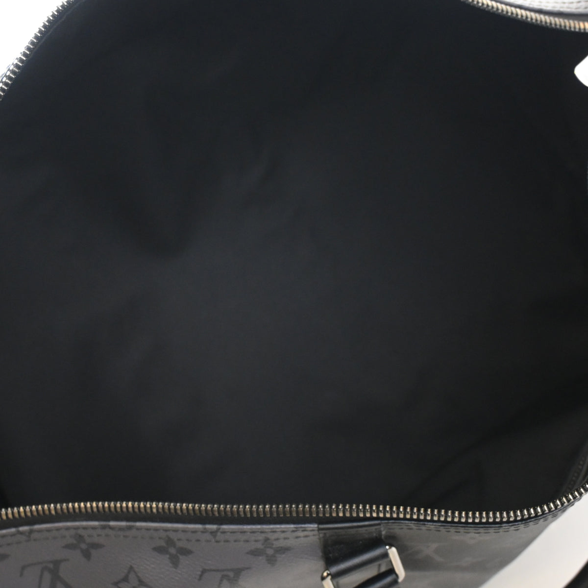 Pre-Owned Louis Vuitton 50 Monogram Eclipse Keepall Bandouliere, open interior with lining