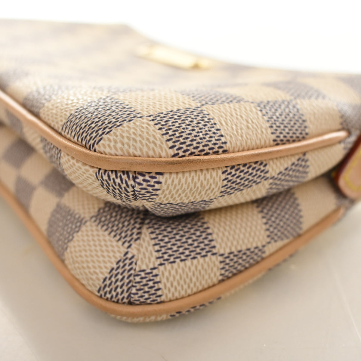 Louis Vuitton Damier Azur Pochette Liv, photo 12 of 15