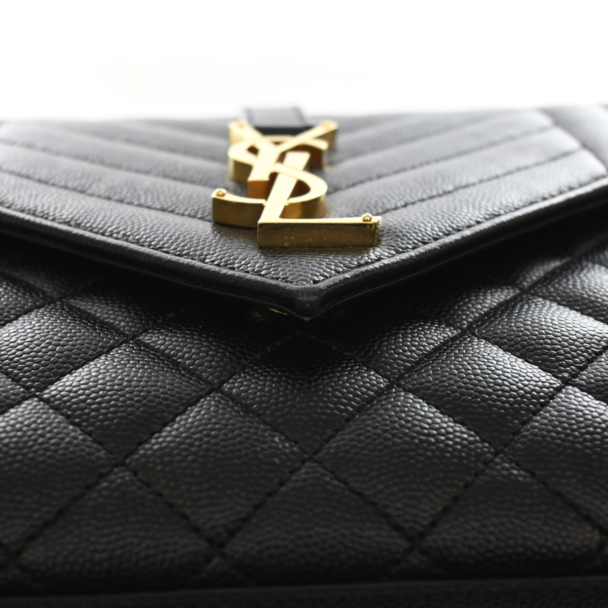 Pre-Owned Saint Laurent Flap Bag Medium Calfskin Envelope, logo detail