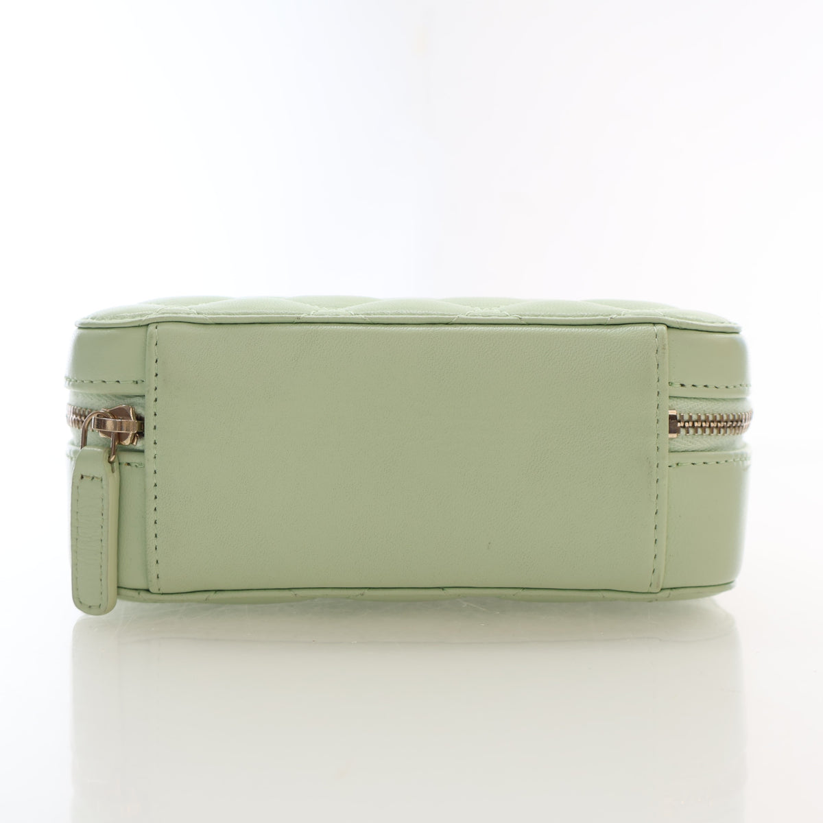 Pre-Owned Chanel Case Mini Lambskin Pearl Crush Camera Bag, base and feet view