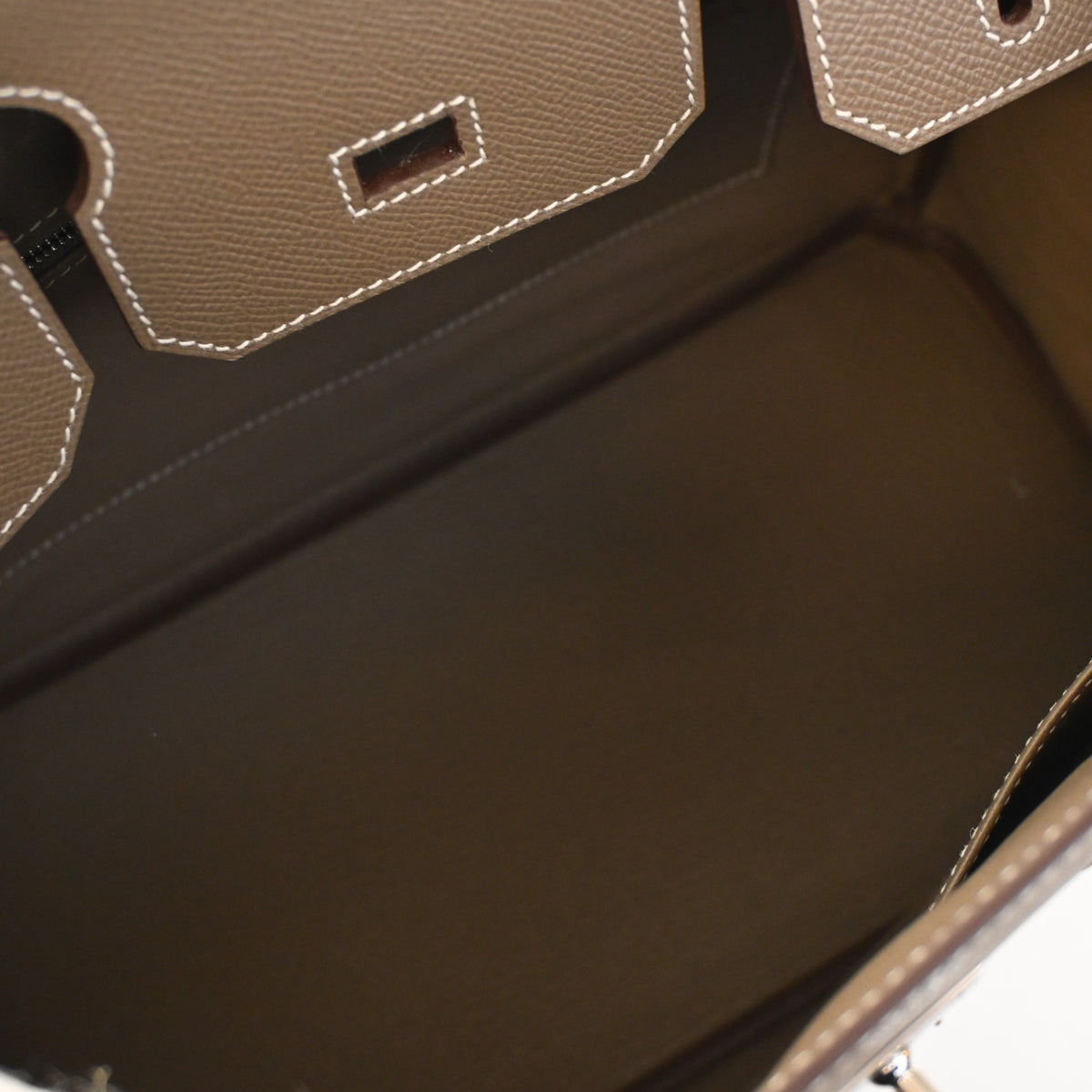Pre-Owned Hermès Birkin 30 Etoupe Epsom Leather, open interior with lining