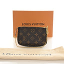 Louis Vuitton Monogram Poch...