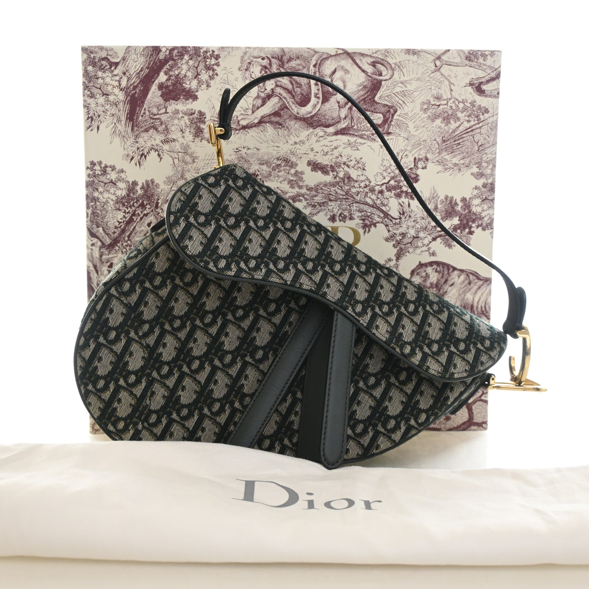 Pre-Owned Christian Dior Saddle Bag Medium Oblique, three-quarter view, photo 13 of 13
