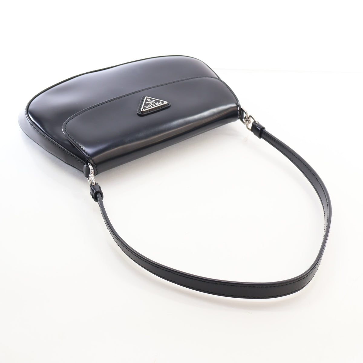 Pre-Owned Prada Flap Bag Small Spazzolato Cleo, three-quarter view