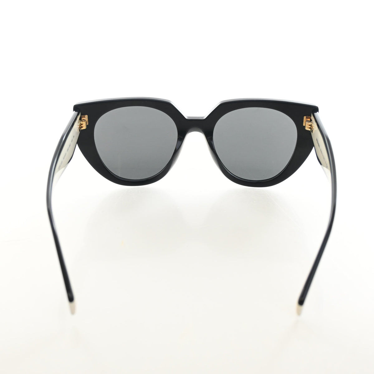 Pre-Owned Prada Sunglasses Cateye, open front view