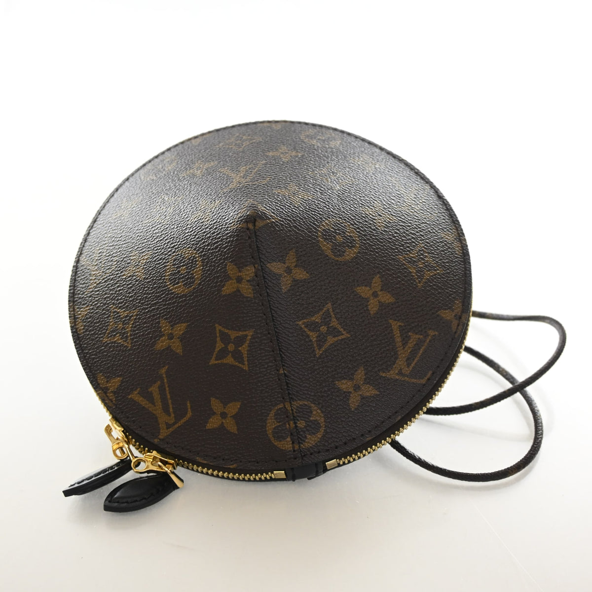 Pre-Owned Louis Vuitton Monogram Toupie, overhead view, photo 9 of 11