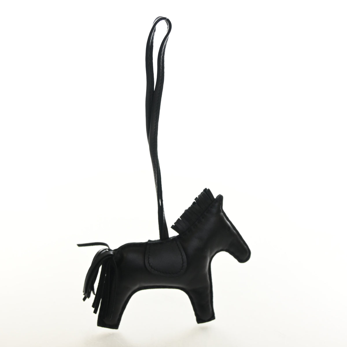 Hermes Noir Milo Lambskin Rodeo MM, photo 3 of 4