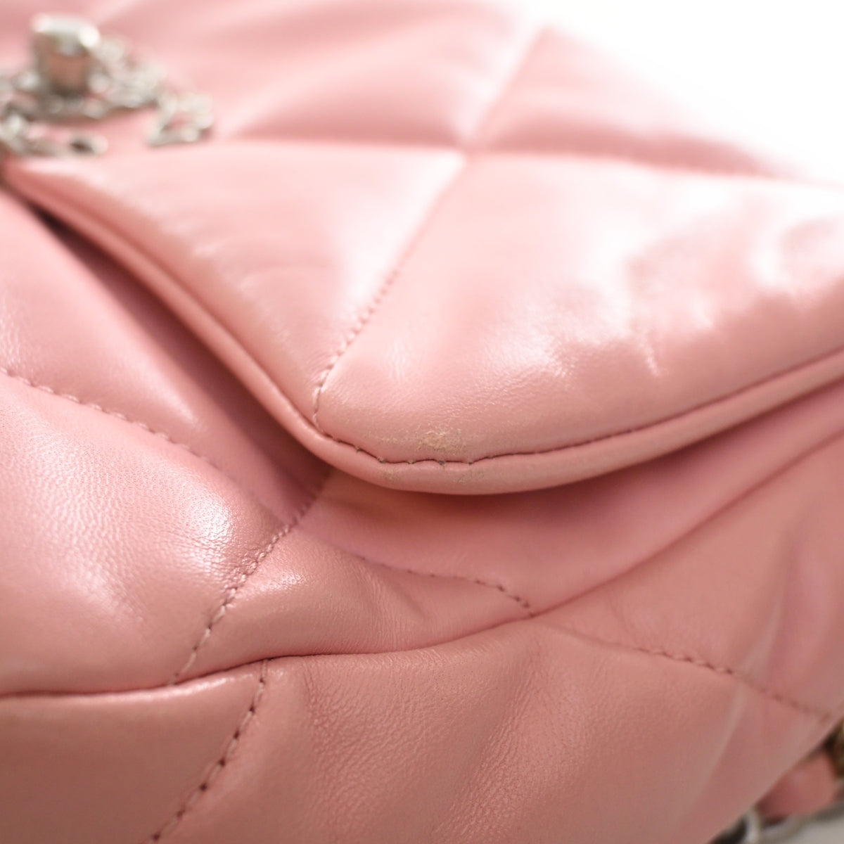 Chanel Medium Lambskin 19 Flap Bag, photo 14 of 19