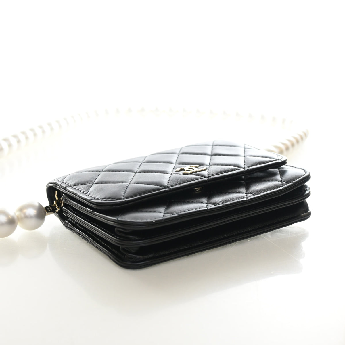 Chanel Lambskin Maxi Pearl Wallet On Chain, photo 5 of 14