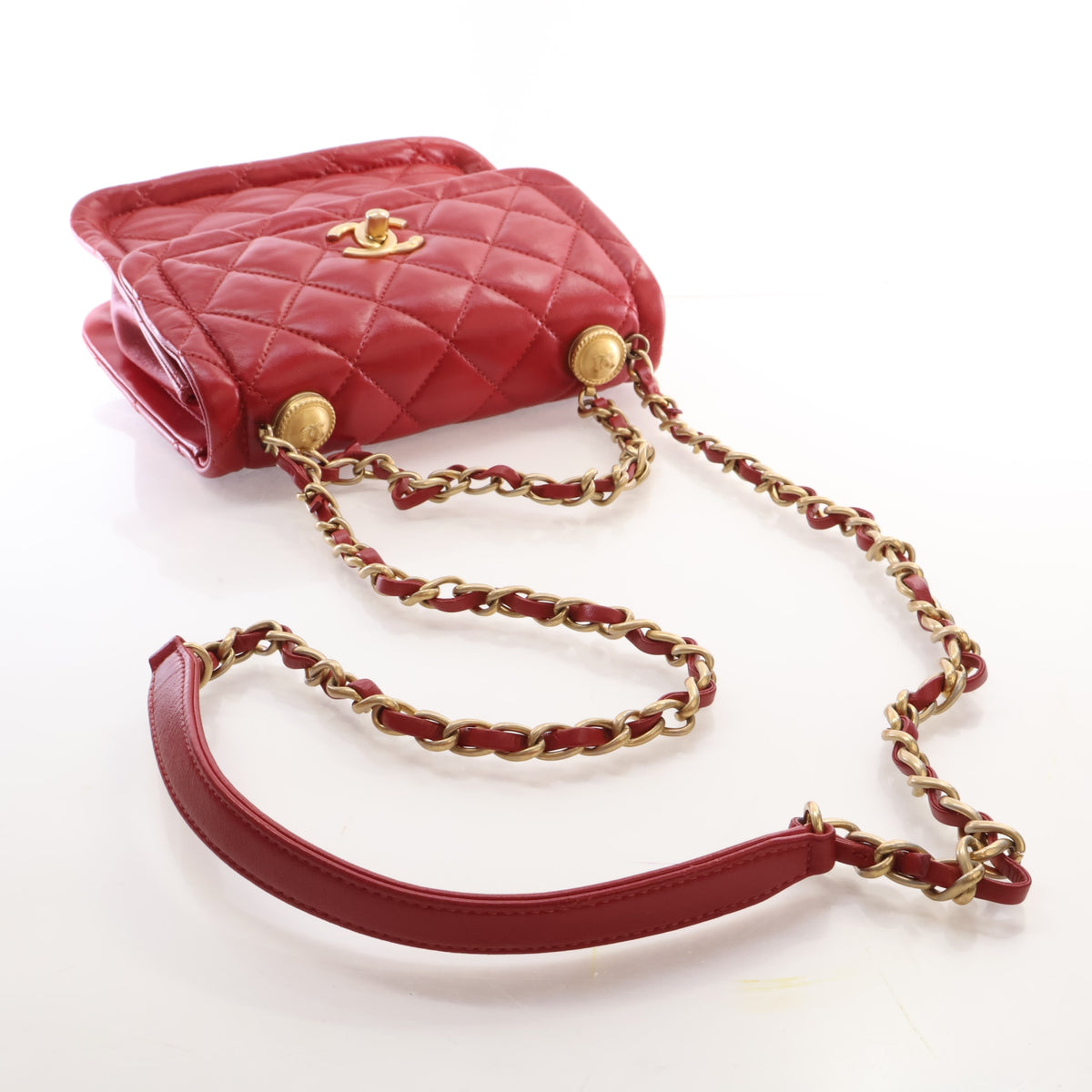 Pre-Owned Chanel Flap Bag Small Lambskin CC Twist Your Buttons, strap and chain detail