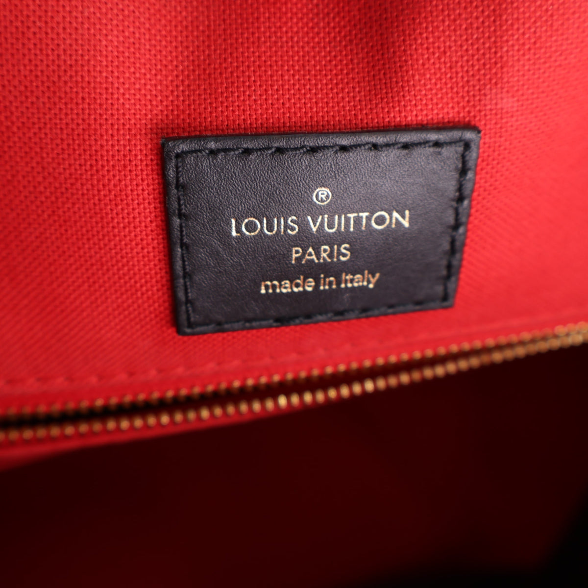 Pre-Owned Louis Vuitton Onthego PM Reverse Giant Monogram, interior label and date code