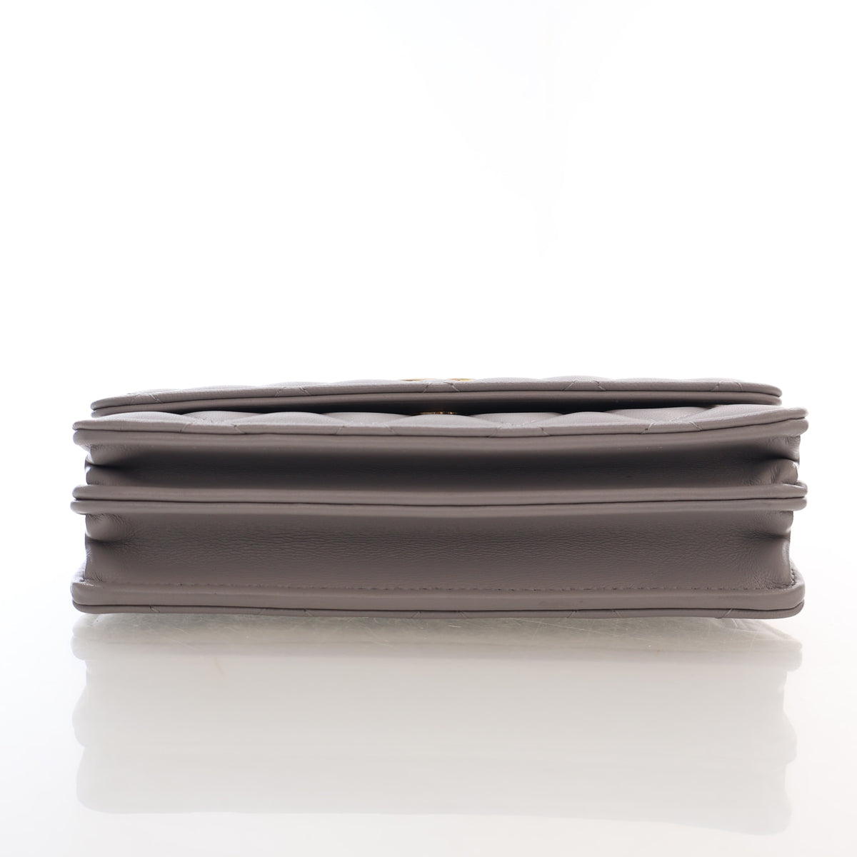 Pre-Owned Chanel Wallet Mini Lambskin Gem On Cain, base and feet view