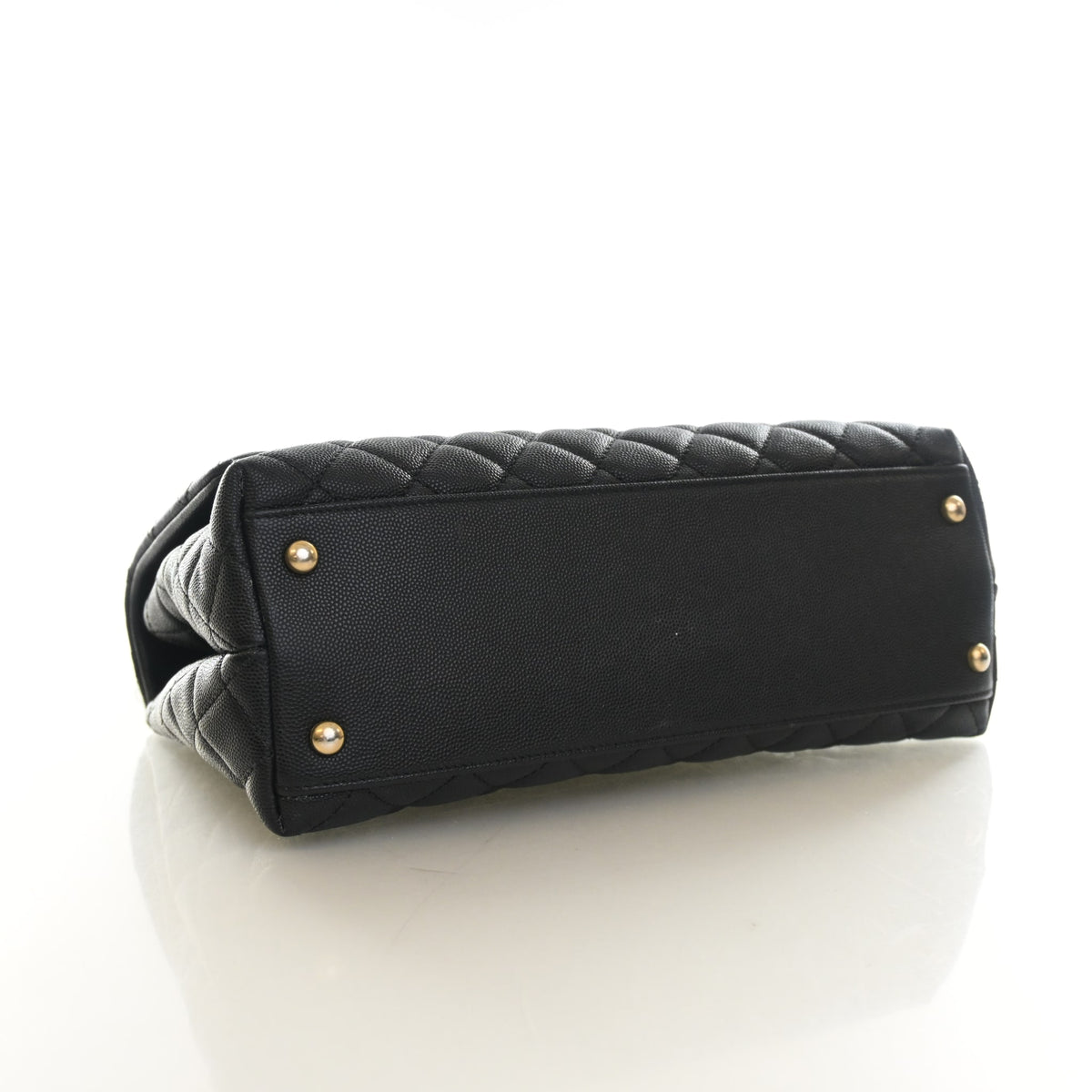 Pre-Owned Chanel Coco Handle Medium Caviar Leather Bag, base and feet view