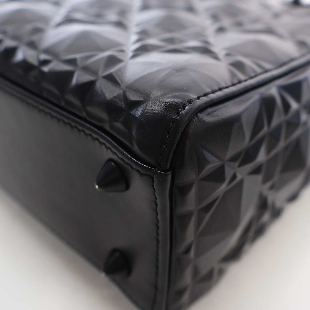 Pre-Owned Christian Dior Lady Dior Small Calfskin, corner and edge detail, photo 14 of 17