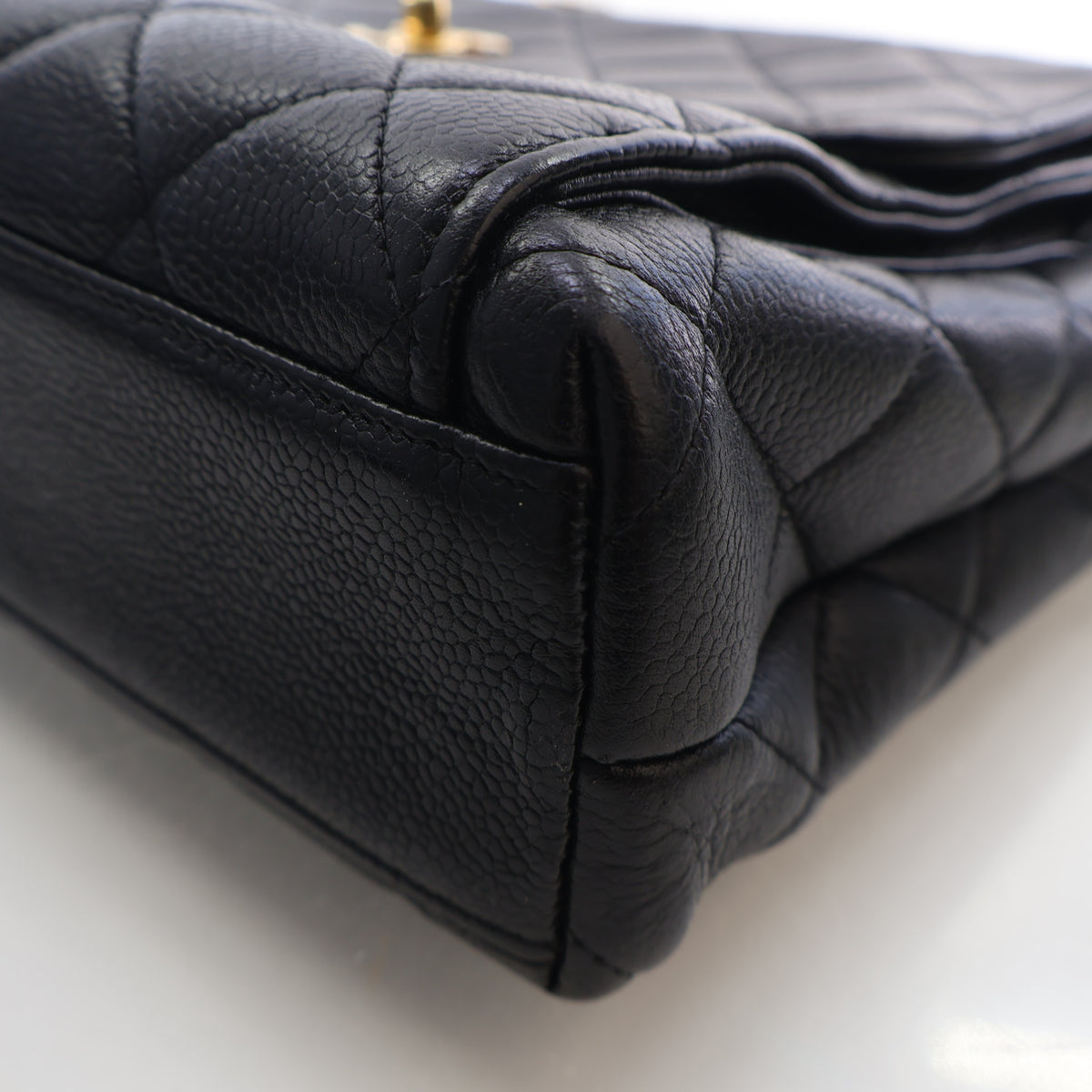 Vintage Chanel Tote Bag Large Caviar Leather Matelasse Chain, corner detail
