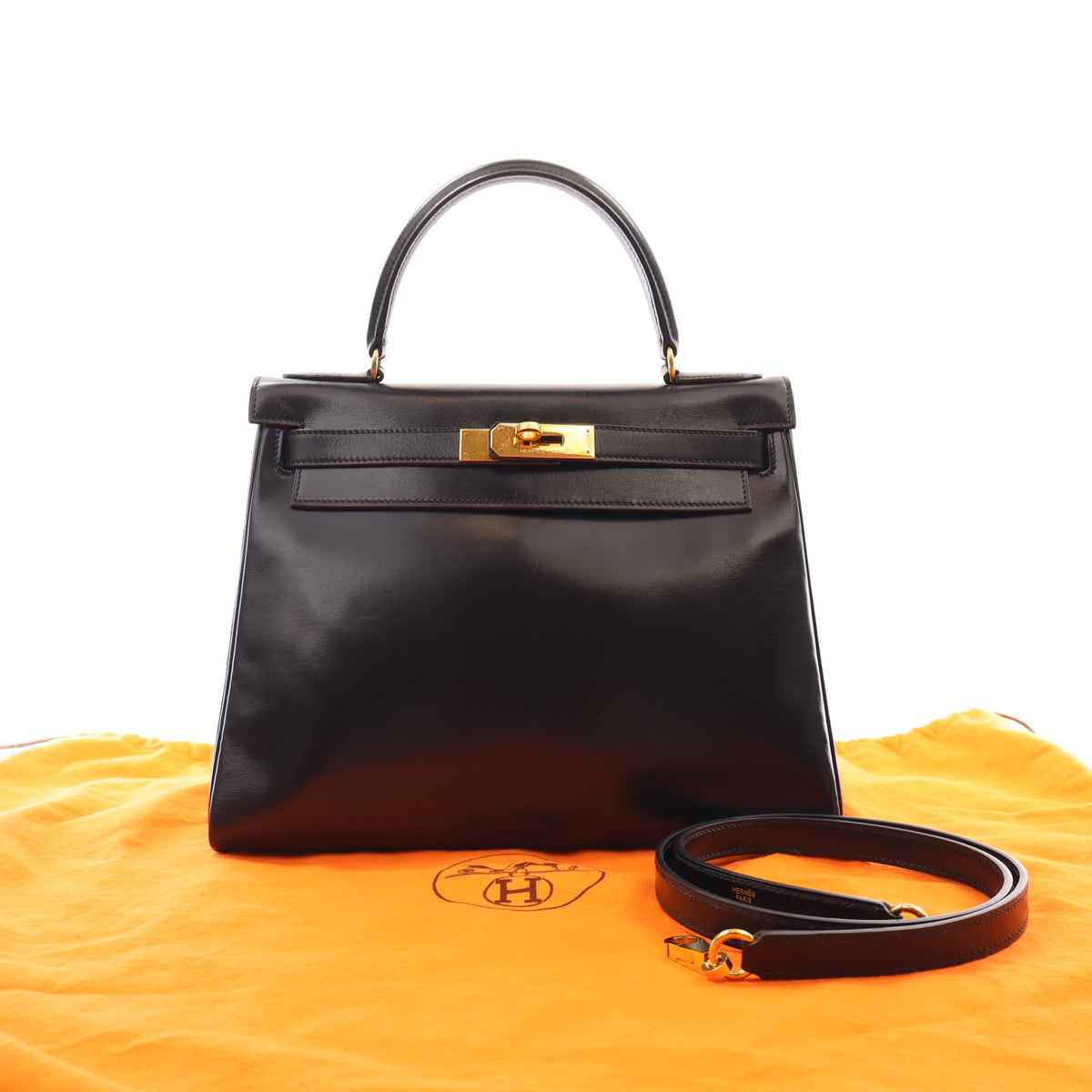 Vintage Hermès Kelly 28 Noir Box Calf, front view, photo 18 of 18
