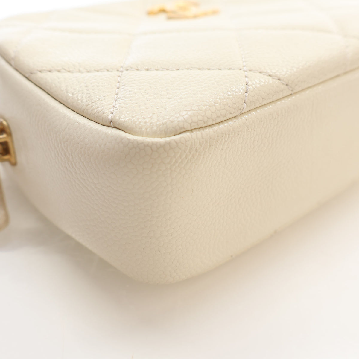Chanel Small Caviar Camera Bag, photo 6 of 15