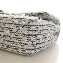 Chanel 224 Tweed Reissue 2....