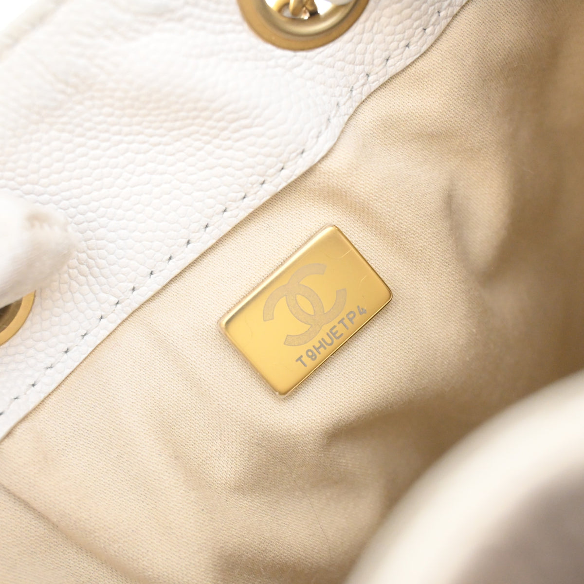 Chanel Small Caviar 25 Hobo, photo 13 of 17