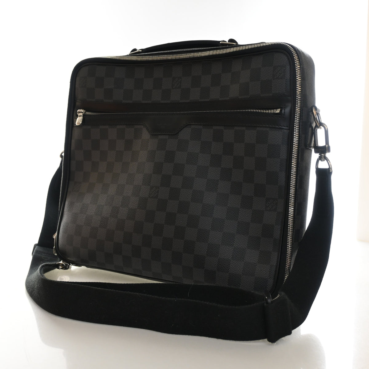 Louis Vuitton Damier Graphite Steeve Messenger Bag, photo 3 of 16