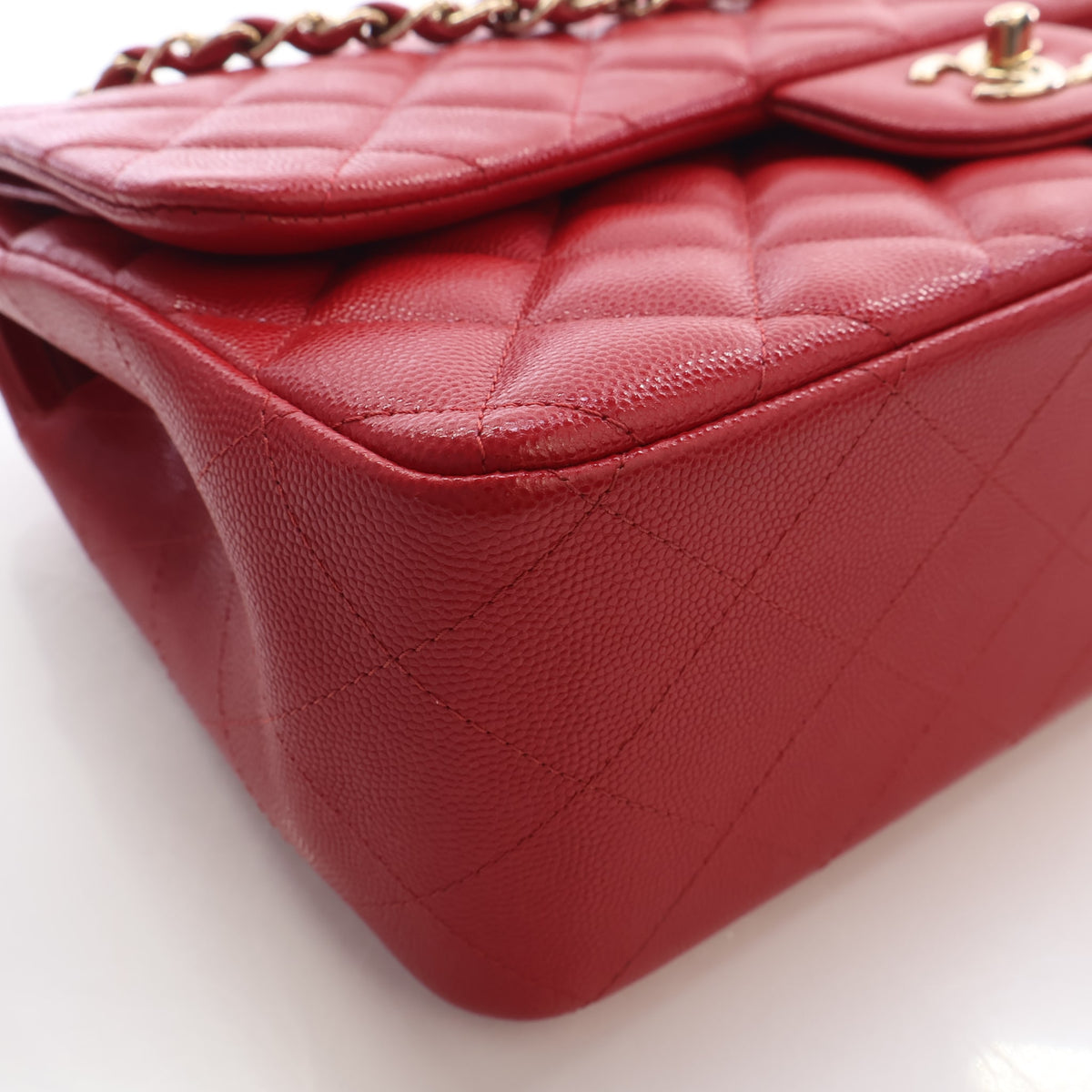 Pre-Owned Chanel Classic Double Flap Jumbo Caviar Leather Bag, side profile, photo 6 of 18