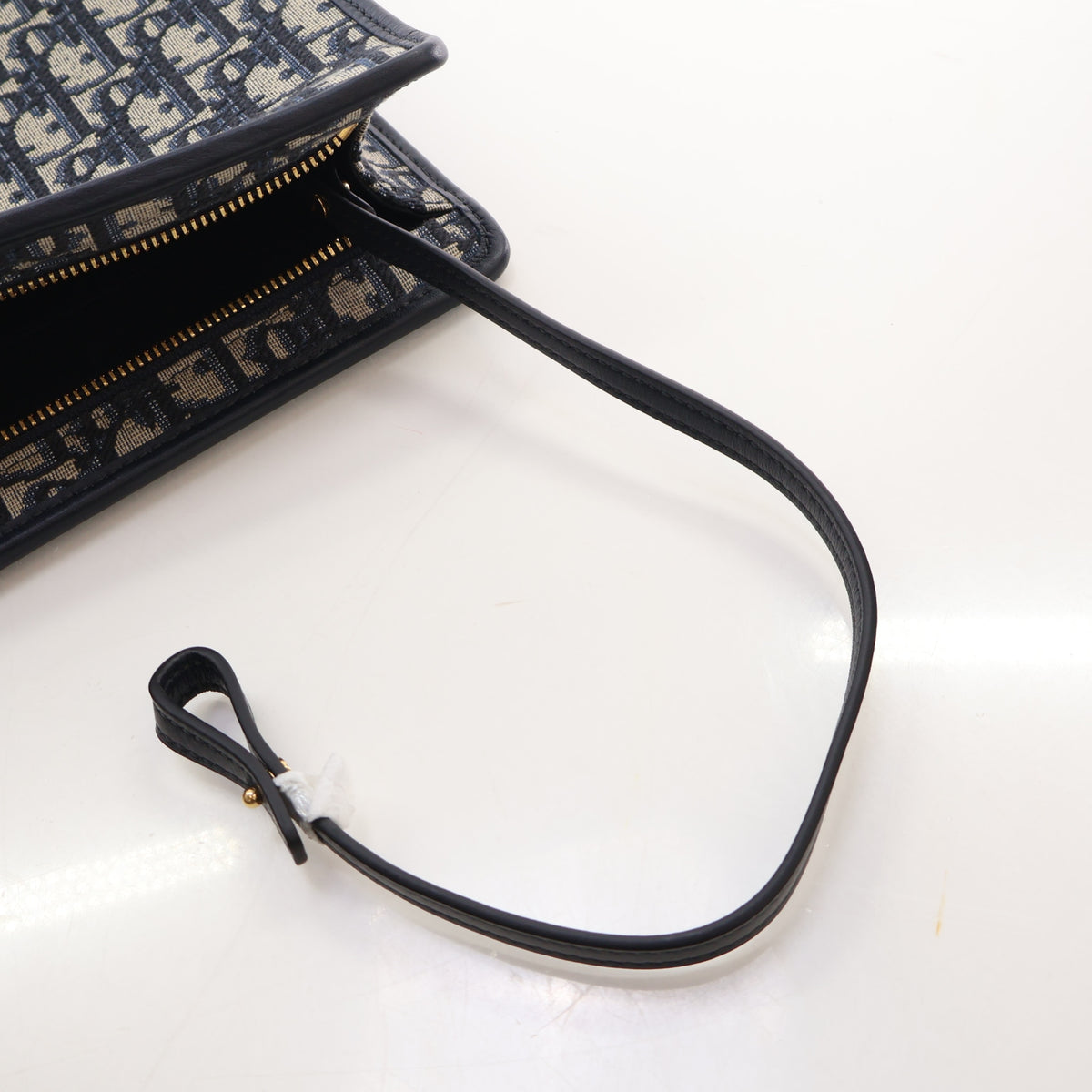 Christian Dior Oblique 30 Montaigne Dea Pouch, photo 10 of 14