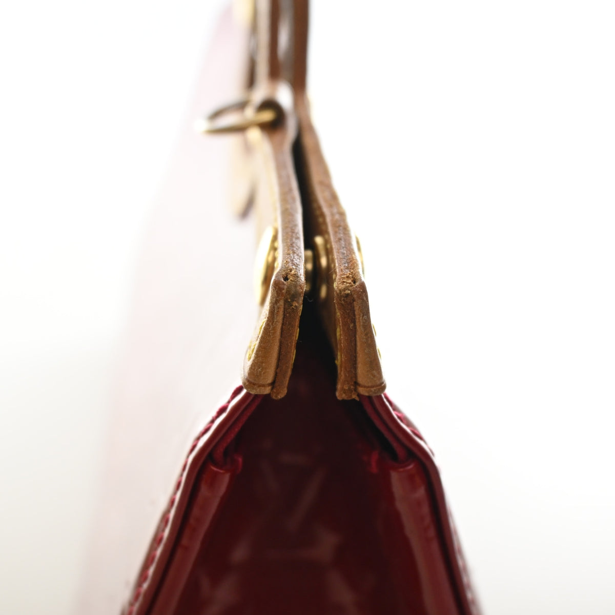 Pre-Owned Louis Vuitton Monogram Vernis Roxbury, side profile, photo 15 of 17