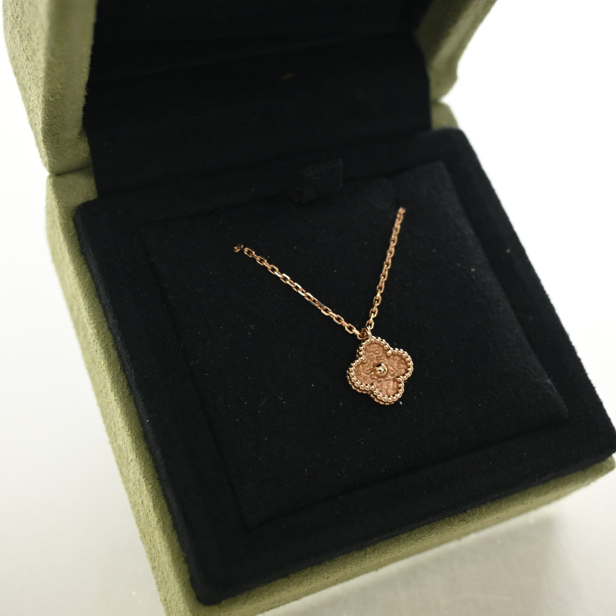 Van Cleef and Arpels Sweet Alhambra Necklace, photo 4 of 7