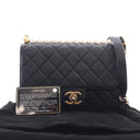 Chanel Caviar Chic Pearls F...