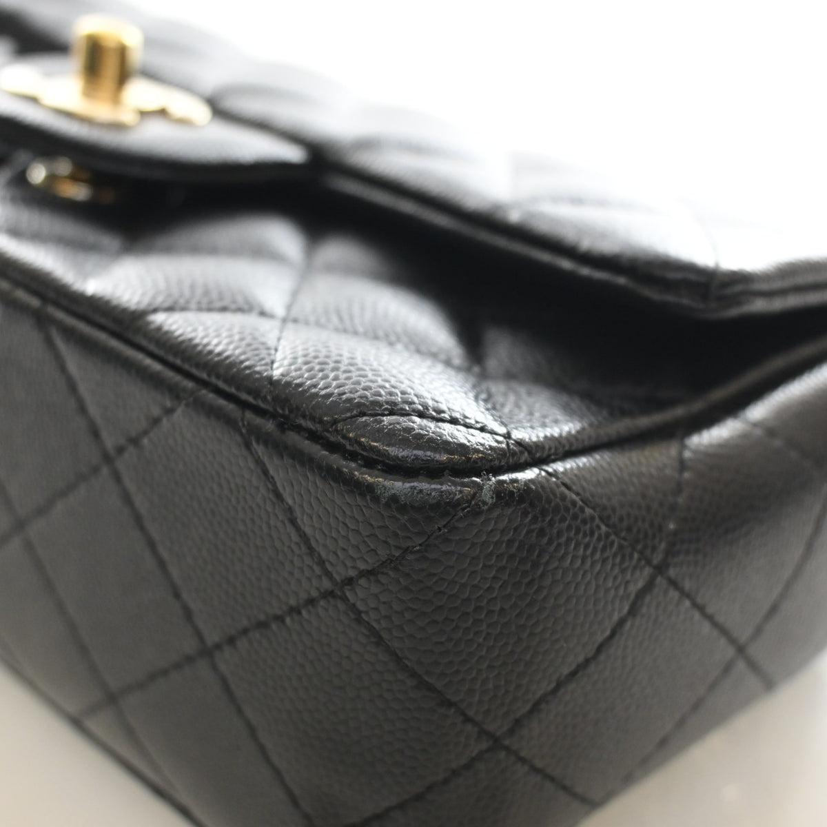 Pre-Owned Chanel Classic Flap Mini Caviar Leather Rectangular Bag, corner and edge detail, photo 15 of 18
