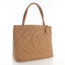 Hover Product -Chanel Cavia...