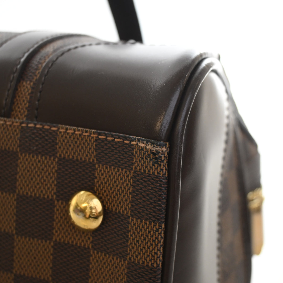 Vintage Louis Vuitton Damier Ebene Berkeley, corner and edge detail, photo 18 of 18