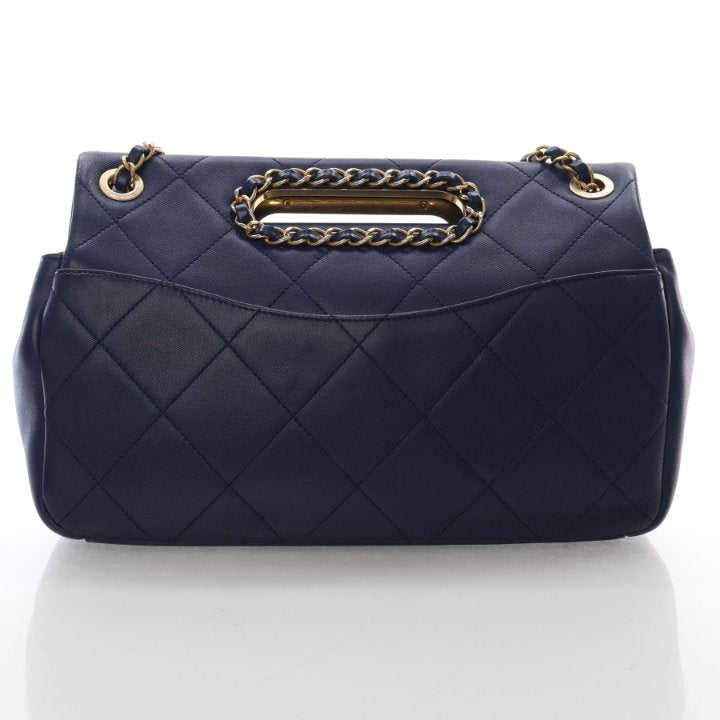シャネル ドーヴィル クラッチ ラージサイズ Chanel Large Calfskin A Real Catch Flap Bag – Luxe Du Jour