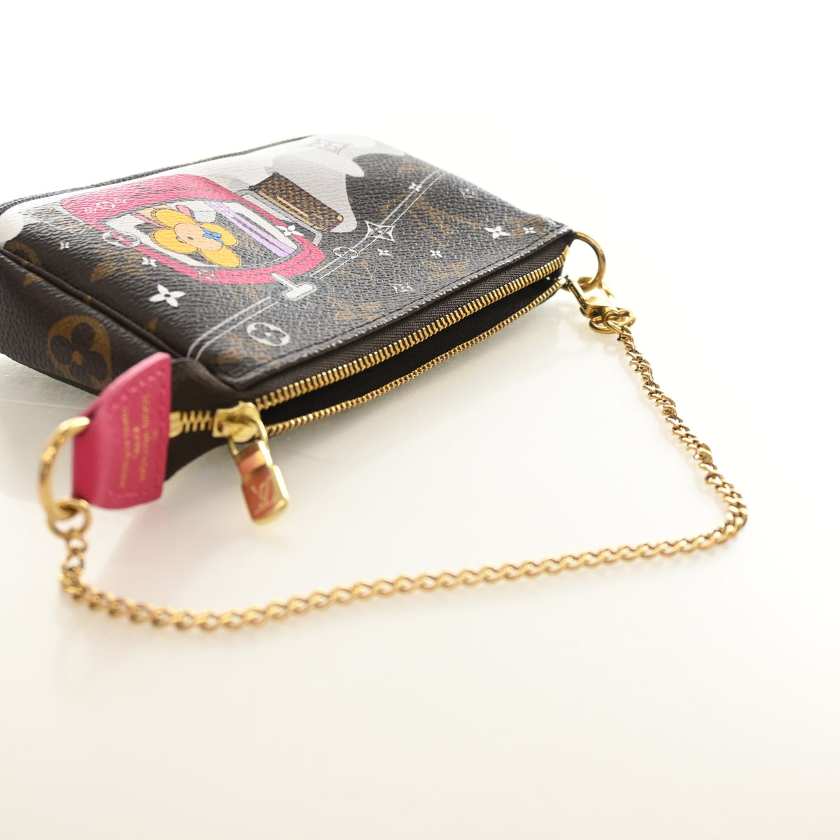 Pre-Owned Louis Vuitton Pochette Mini Monogram Christmas Animation Accessoires, strap and chain detail