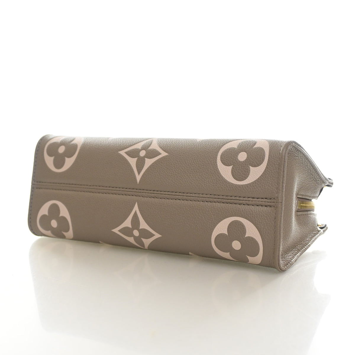 Louis Vuitton Monogram Empreinte Giant OnTheGo East-West, photo 6 of 13