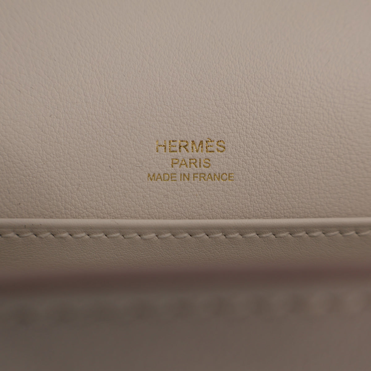 Pre-Owned Hermès Mini Beton Evercolor Leather Sac Roulis, logo detail