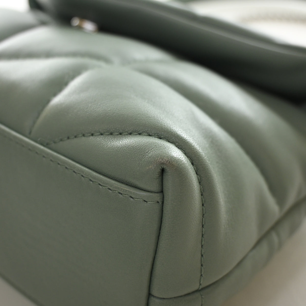 Saint Laurent Toy Lambskin Loulou Puffer, photo 13 of 14