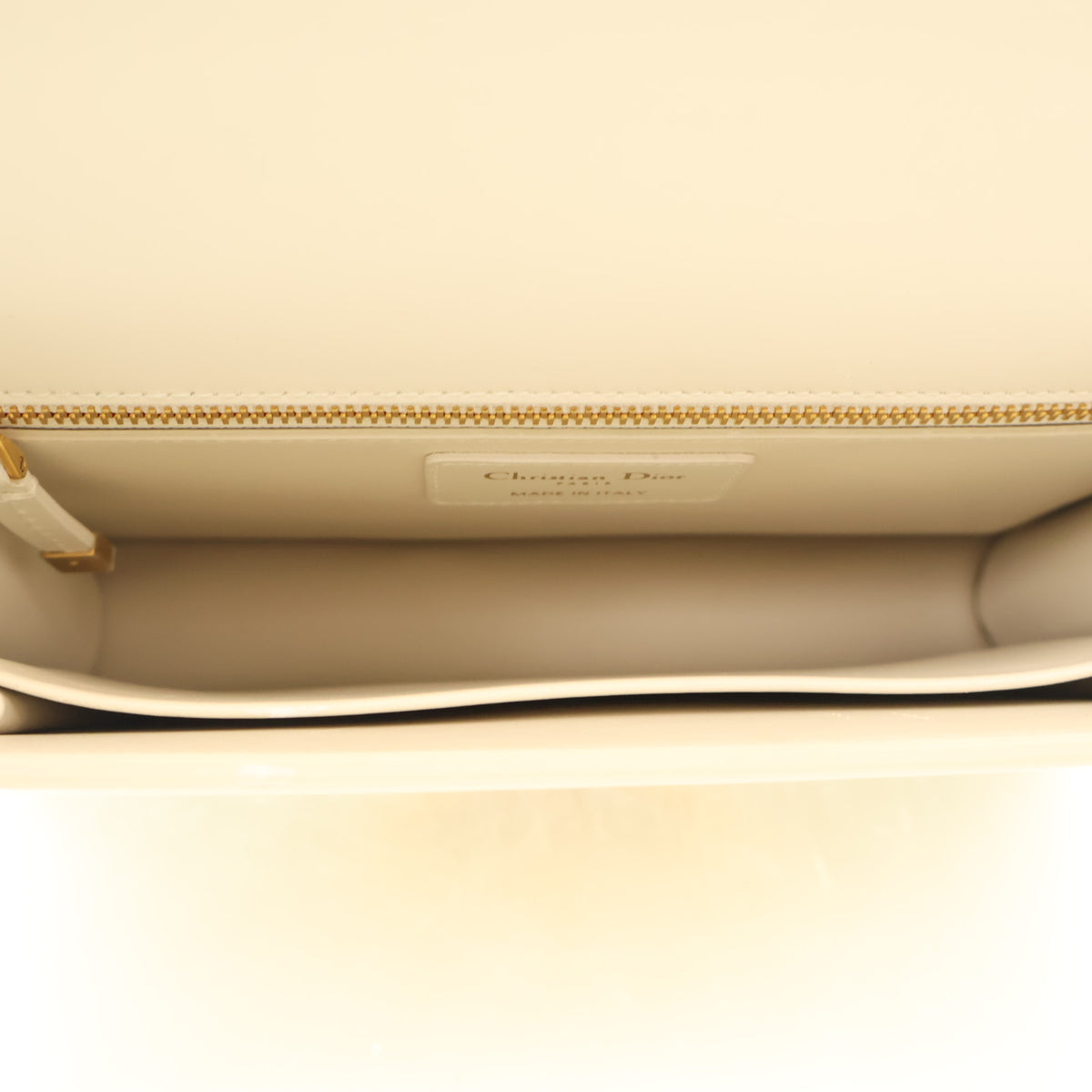 Christian Dior Calfskin 30 Montaigne, photo 13 of 15