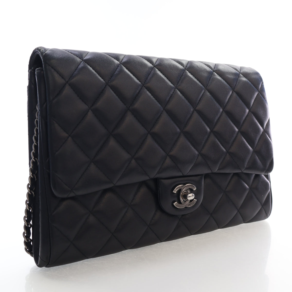 Chanel Large Lambskin Clutch on Chain, photo 2 of 19