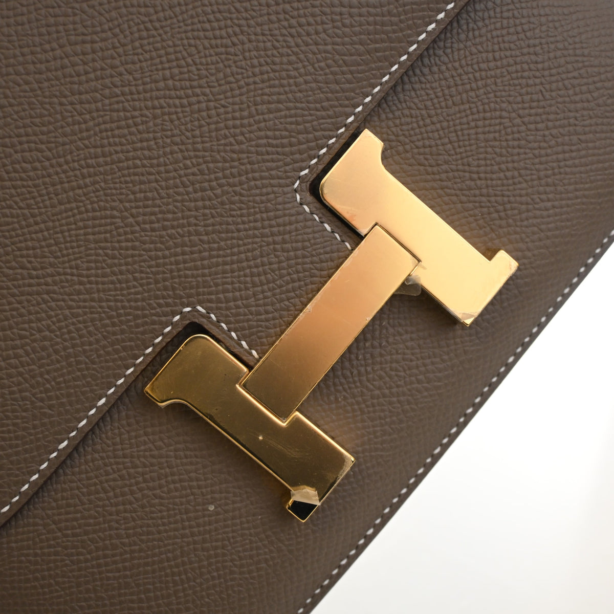 Pre-Owned Hermès Constance 18 Etoupe Epsom Leather, gold hardware