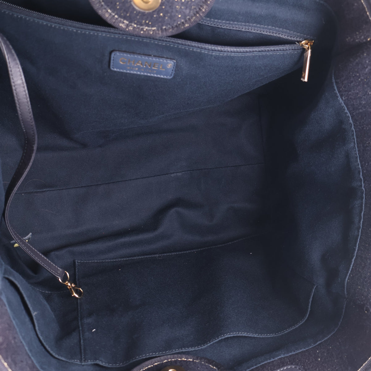 Chanel Medium Canvas Deauville Tote, photo 14 of 16