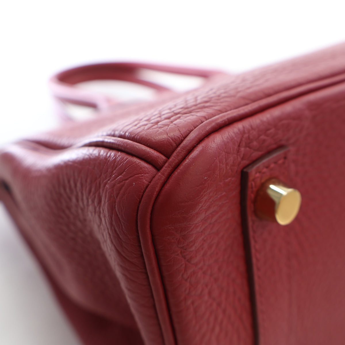 Pre-Owned Hermès Birkin 30 Rouge H Togo Leather, base and feet view, photo 16 of 21