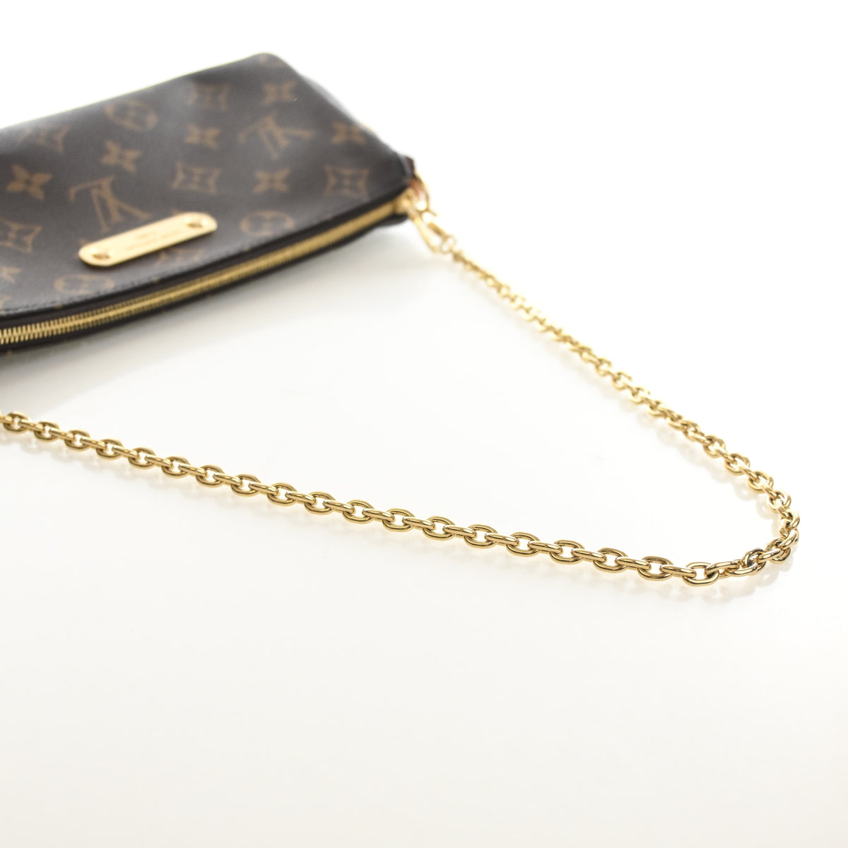 Pre-Owned Louis Vuitton Pochette Monogram Eva, strap and chain detail