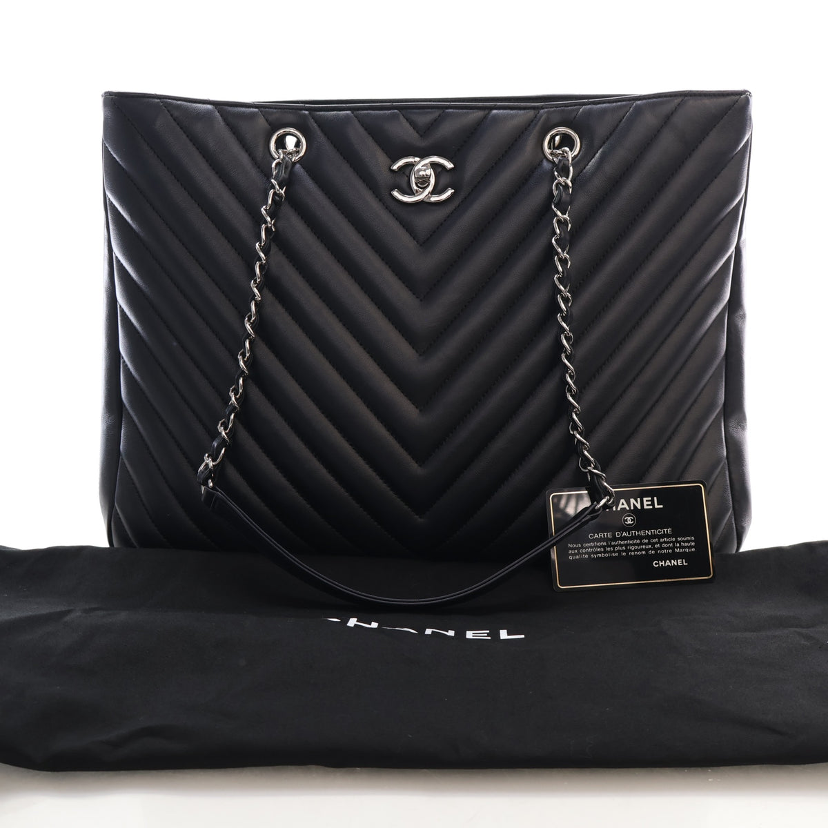 Pre-Owned Chanel Tote Bag Large Lambskin Chevron, front view, photo 16 of 16