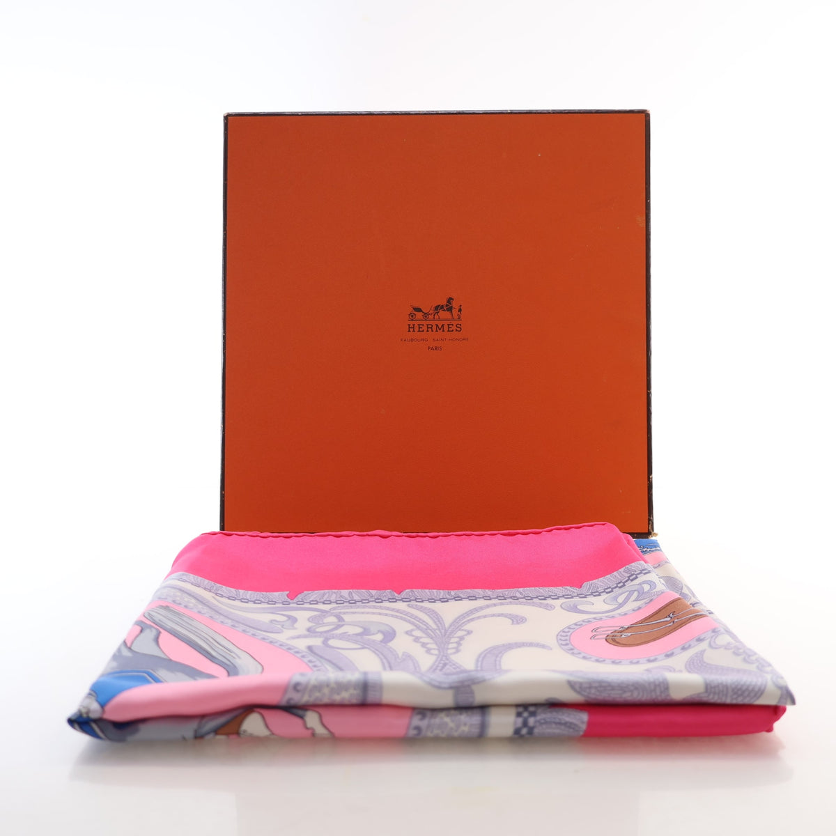 Pre-Owned Hermès Scarf Silk La Presentation, shown with dust bag and packaging