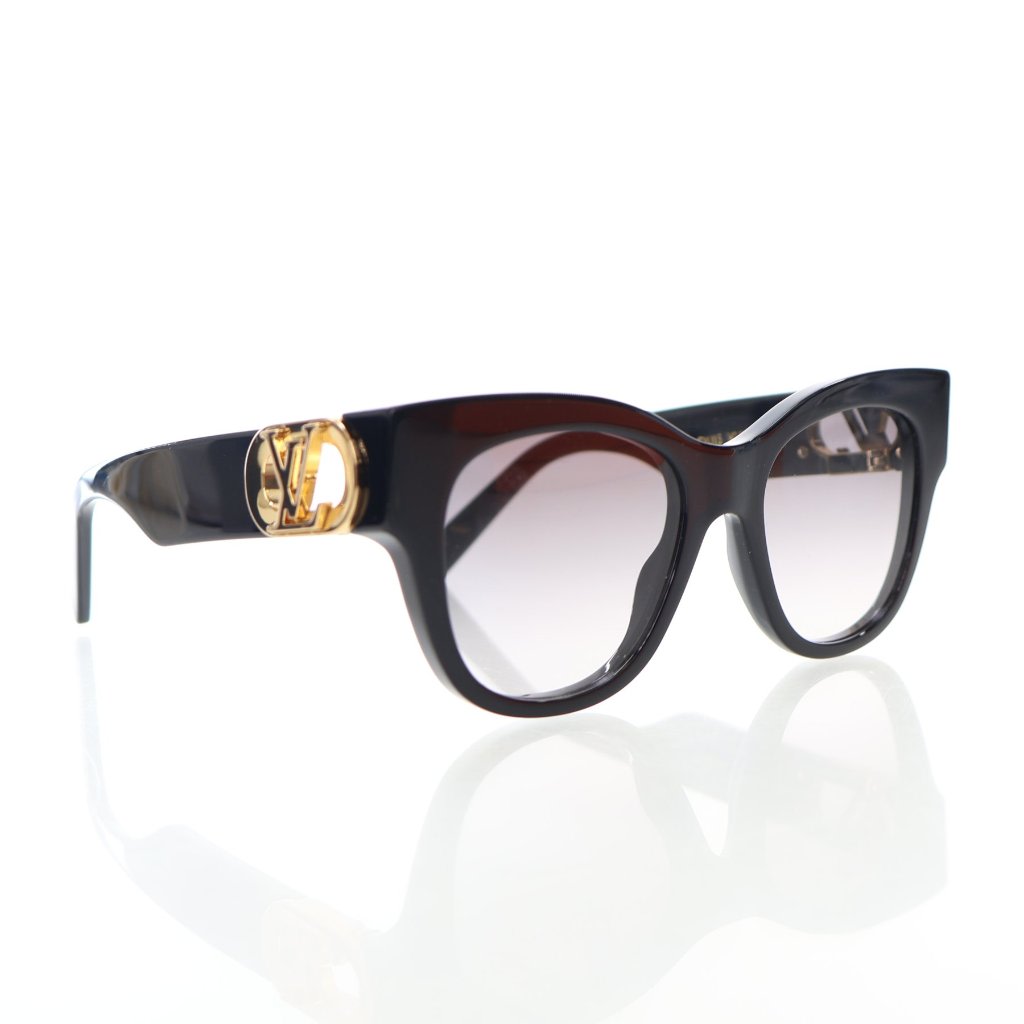 Pre-Owned Louis Vuitton Sunglasses, side profile
