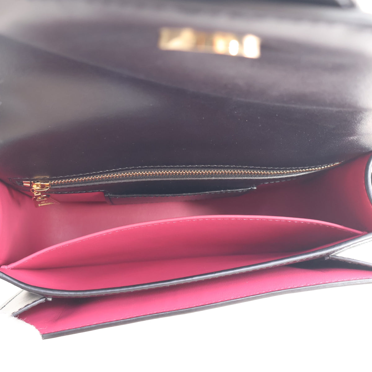 Louis Vuitton Calfskin LV Pont 9, photo 16 of 17